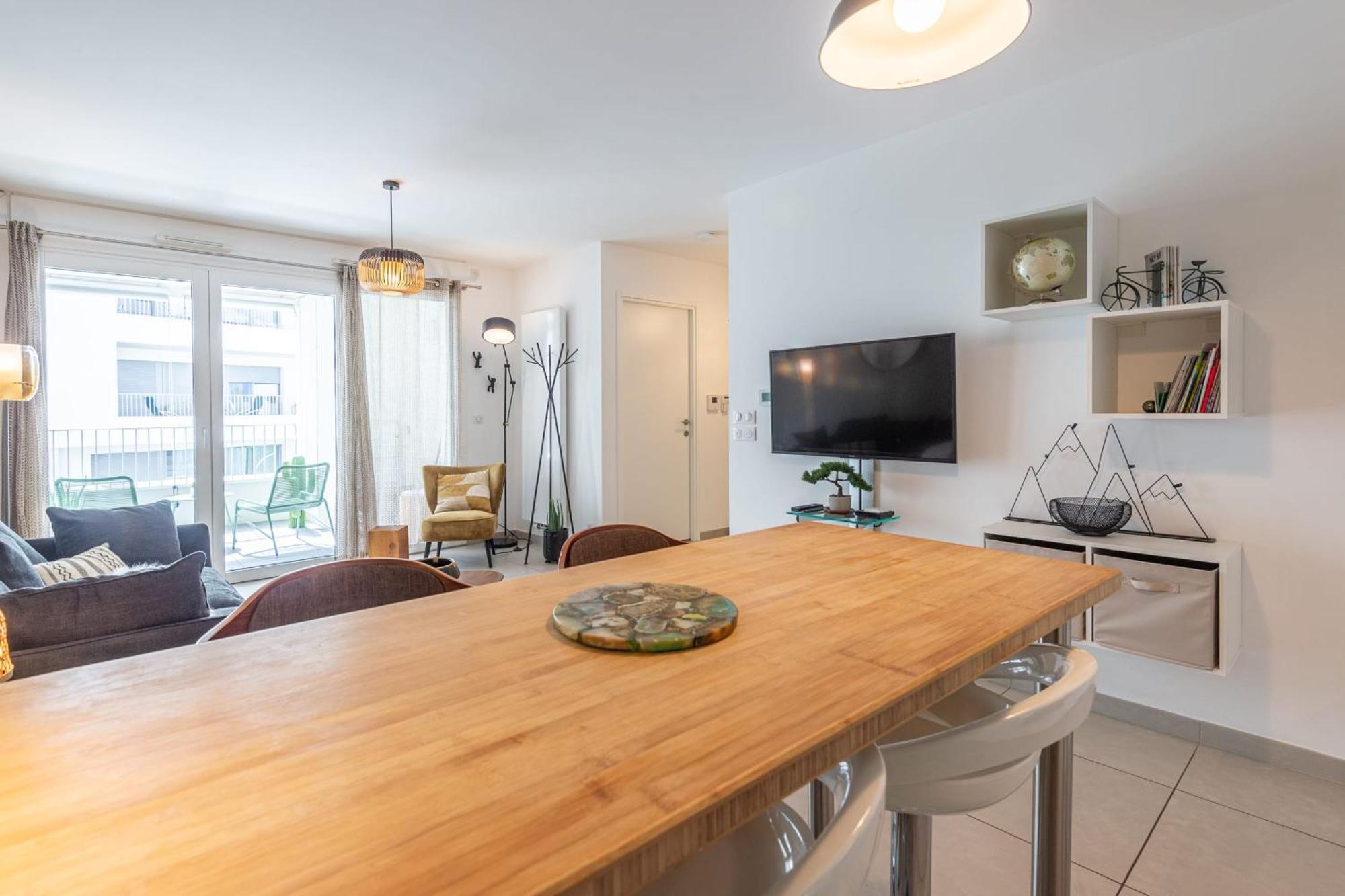 L'Interprete 405 4 - Apartment With Terrace Аннесі Екстер'єр фото