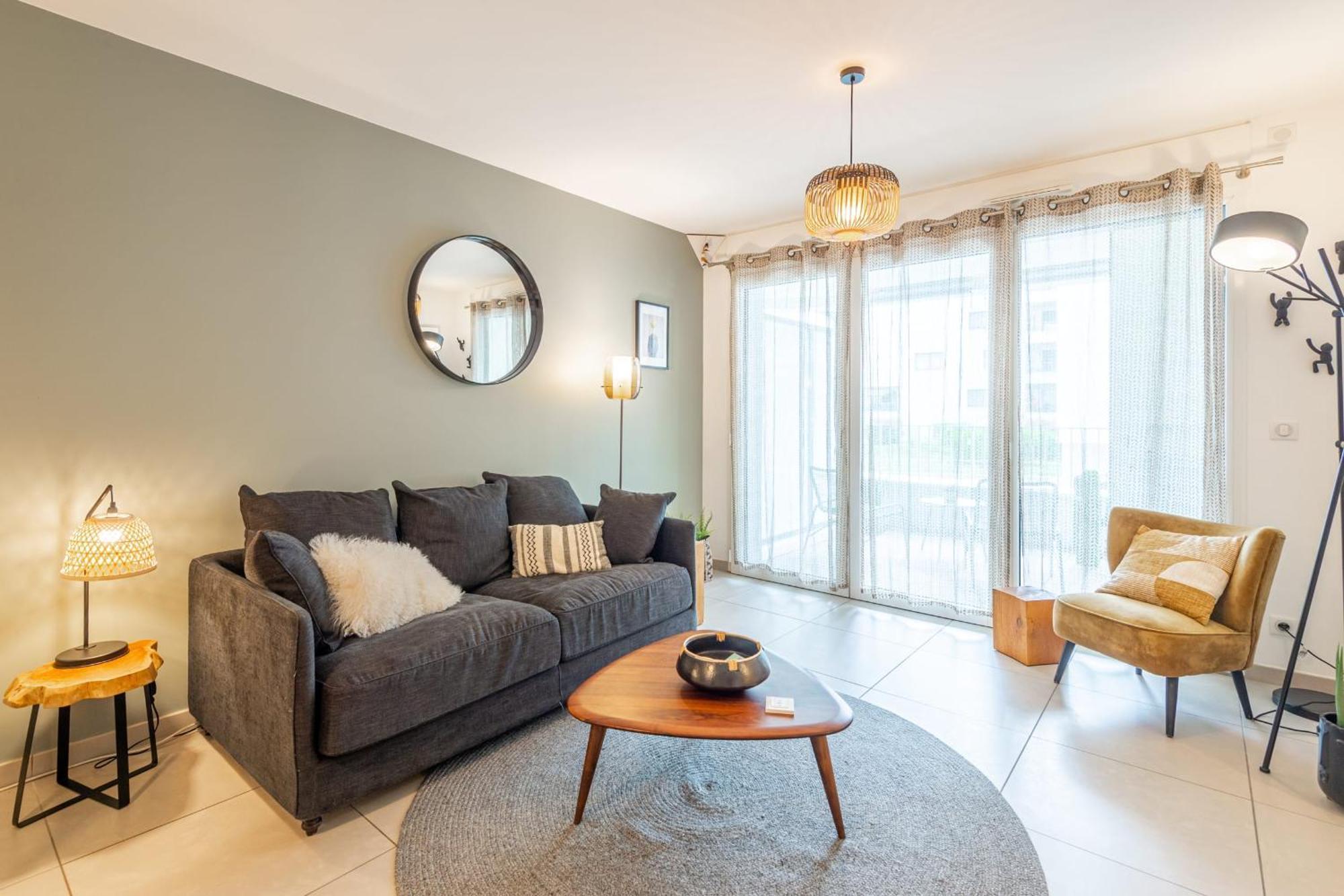 L'Interprete 405 4 - Apartment With Terrace Аннесі Екстер'єр фото